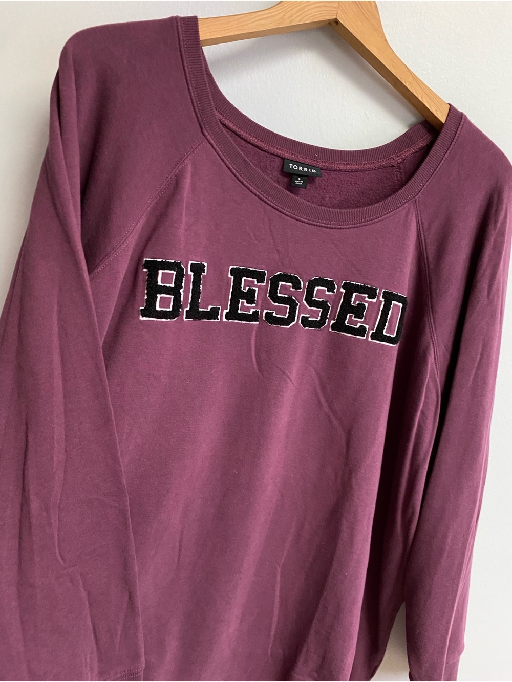 TORRID "BLESSED" LIGHTWEIGHT SWEATSHIRT - 4X - Picture 4 of 8